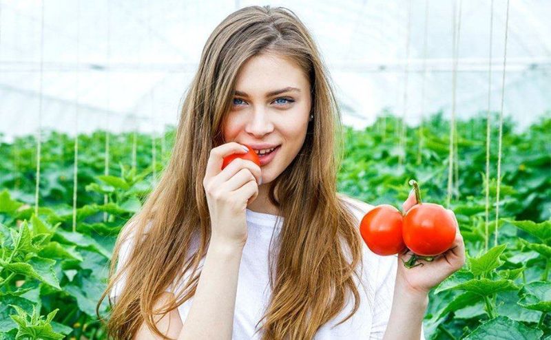 ăn cà chua sống có tốt không